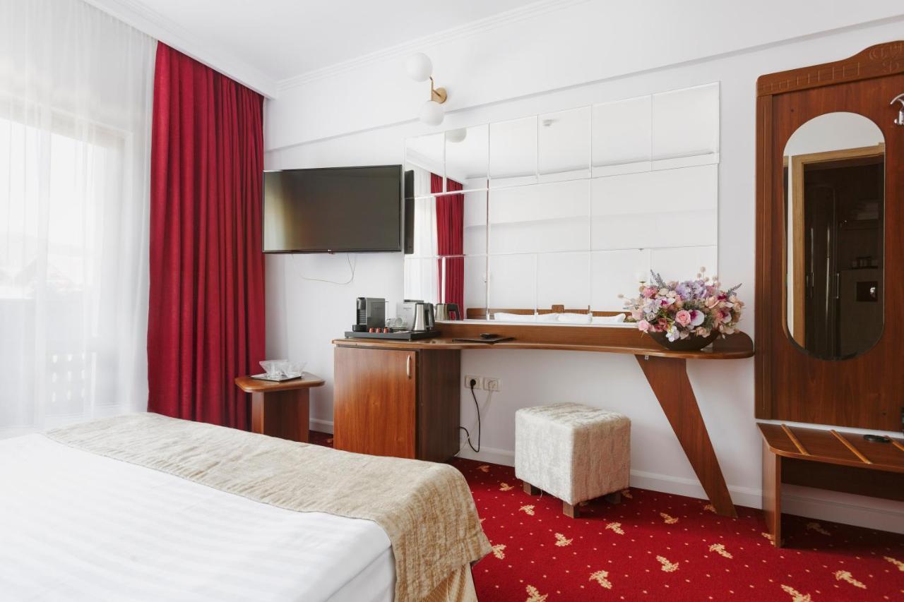 Manor Ski Hotel Predeal Ngoại thất bức ảnh